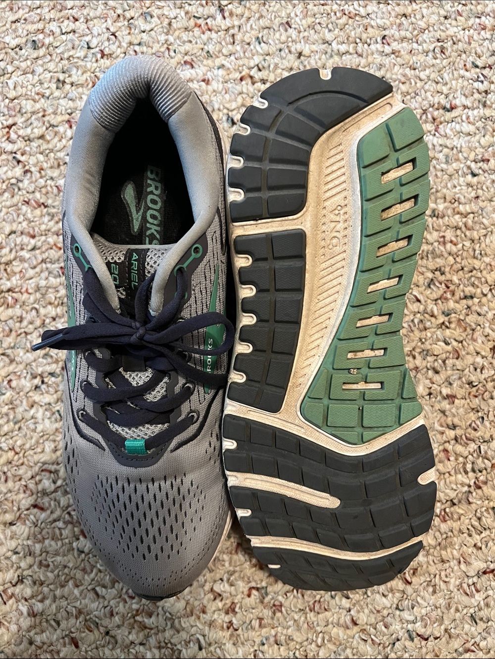 Brooks Ariel 20 Grey and Green Women's Running Shoes
